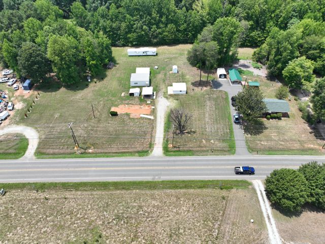 Site overview — structures, access, tree lines